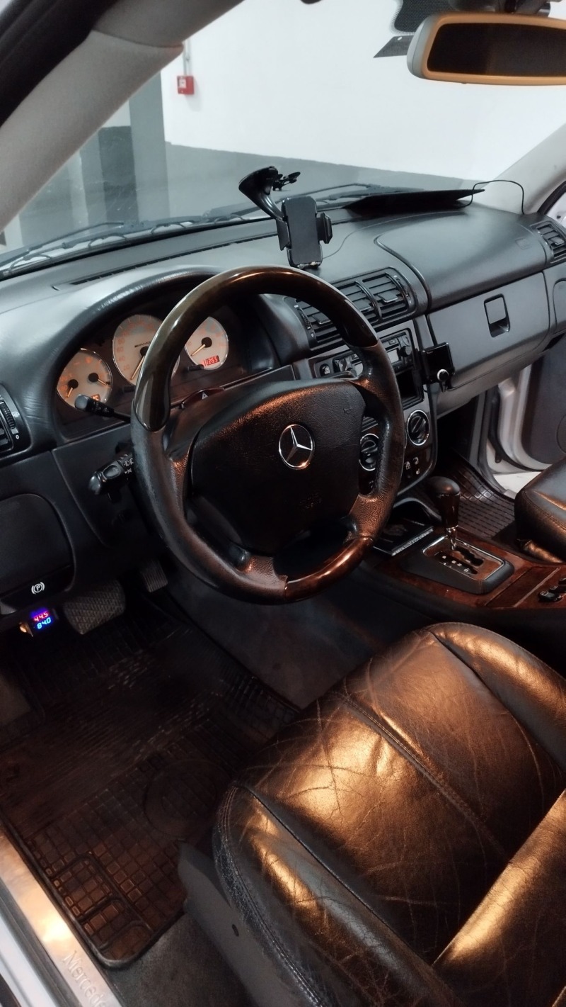 Mercedes-Benz ML 55 AMG 55 AMG BOSE LPG, снимка 15 - Автомобили и джипове - 45706884