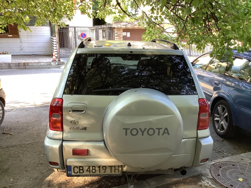 Toyota Rav4, снимка 3 - Автомобили и джипове - 46949394