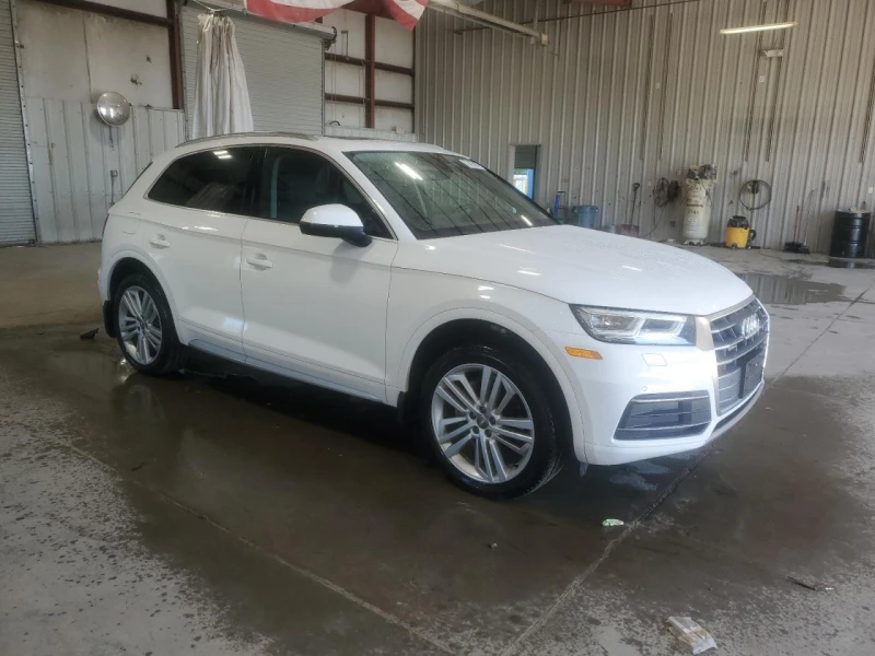 Audi Q5 Premium Plus / 2.0 TFSI / Quattro / Кожа / Панорам, снимка 4 - Автомобили и джипове - 51947464