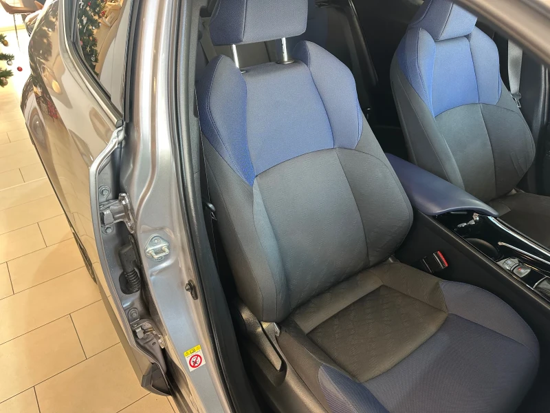 Toyota C-HR Classy, снимка 7 - Автомобили и джипове - 52838941