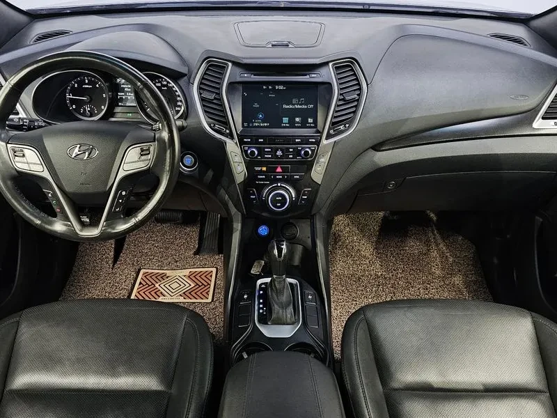 Hyundai Santa fe 2.0 4WD PREMIUM, снимка 7 - Автомобили и джипове - 56354133