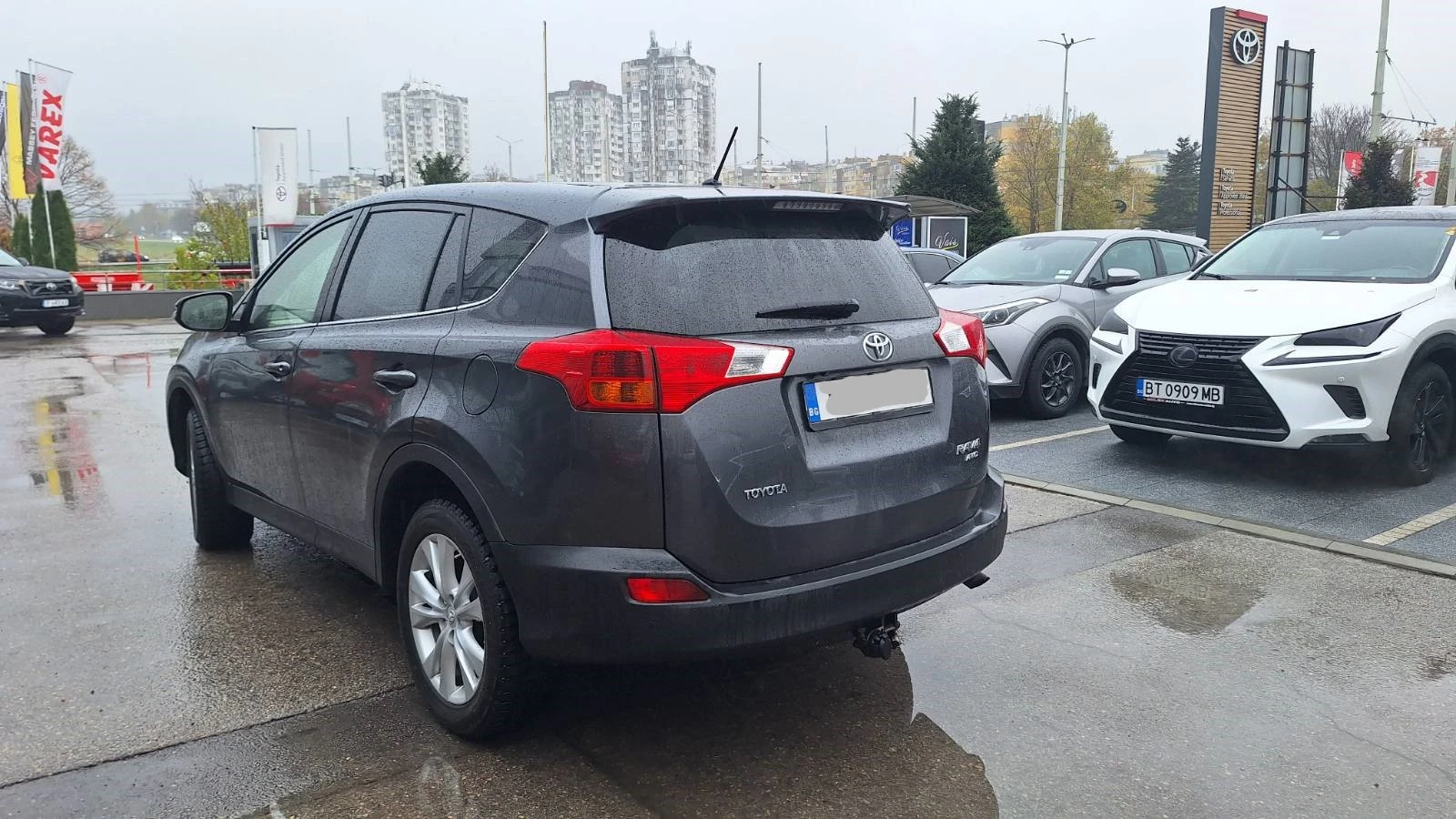 Toyota Rav4 2.2 AWD D4D - изображение 6