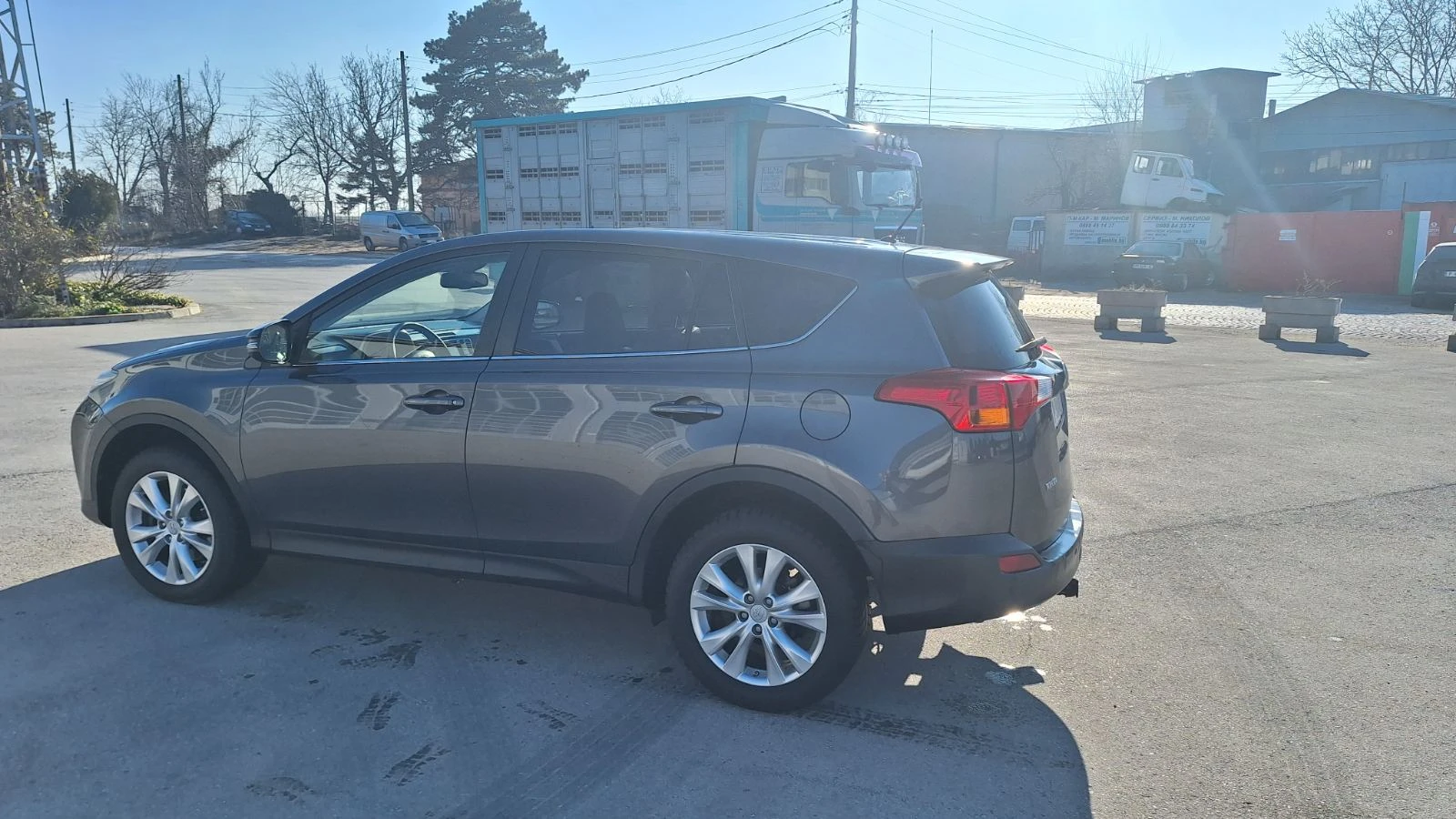 Toyota Rav4 2.2 AWD D4D - изображение 2