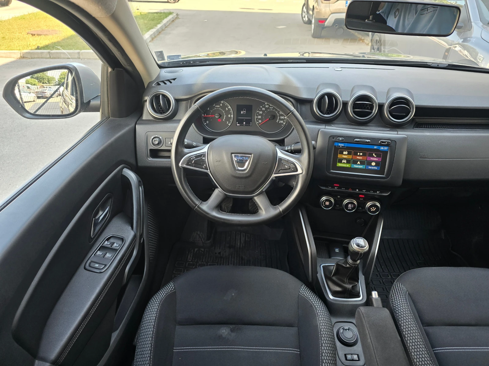 Dacia Duster 1.5 dCi 4X4 - изображение 10