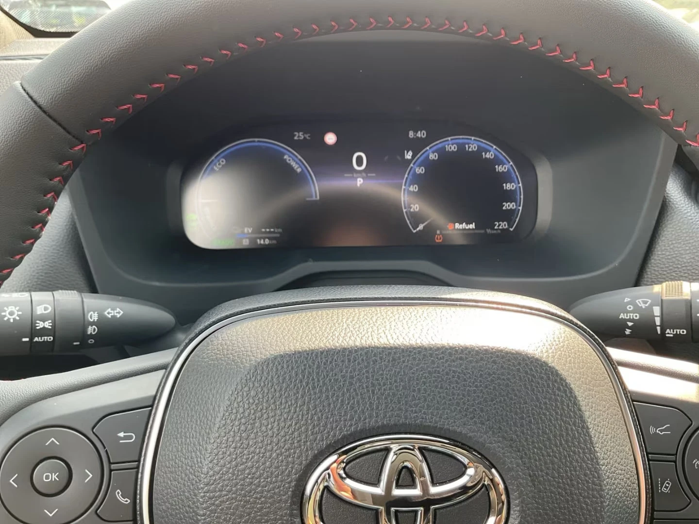 Toyota Rav4 НОВ!/306HP/CAM/NAVI/KLESS/CARPLAY/178g - изображение 9