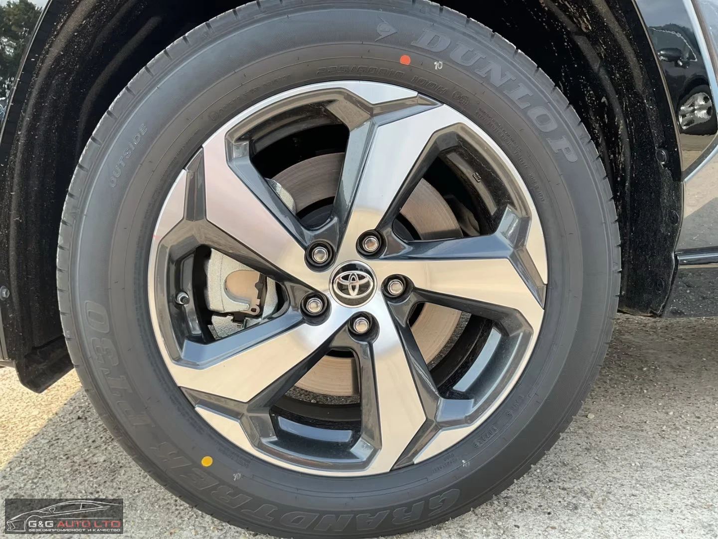 Toyota Rav4 НОВ!/306HP/CAM/NAVI/KLESS/CARPLAY/178g - изображение 6