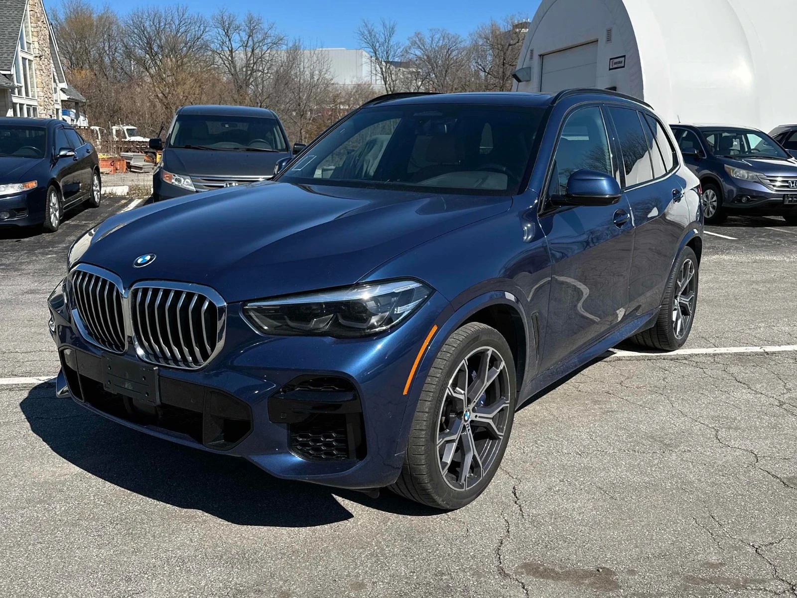 BMW X5 xDrive40i С регистрация + обслужване