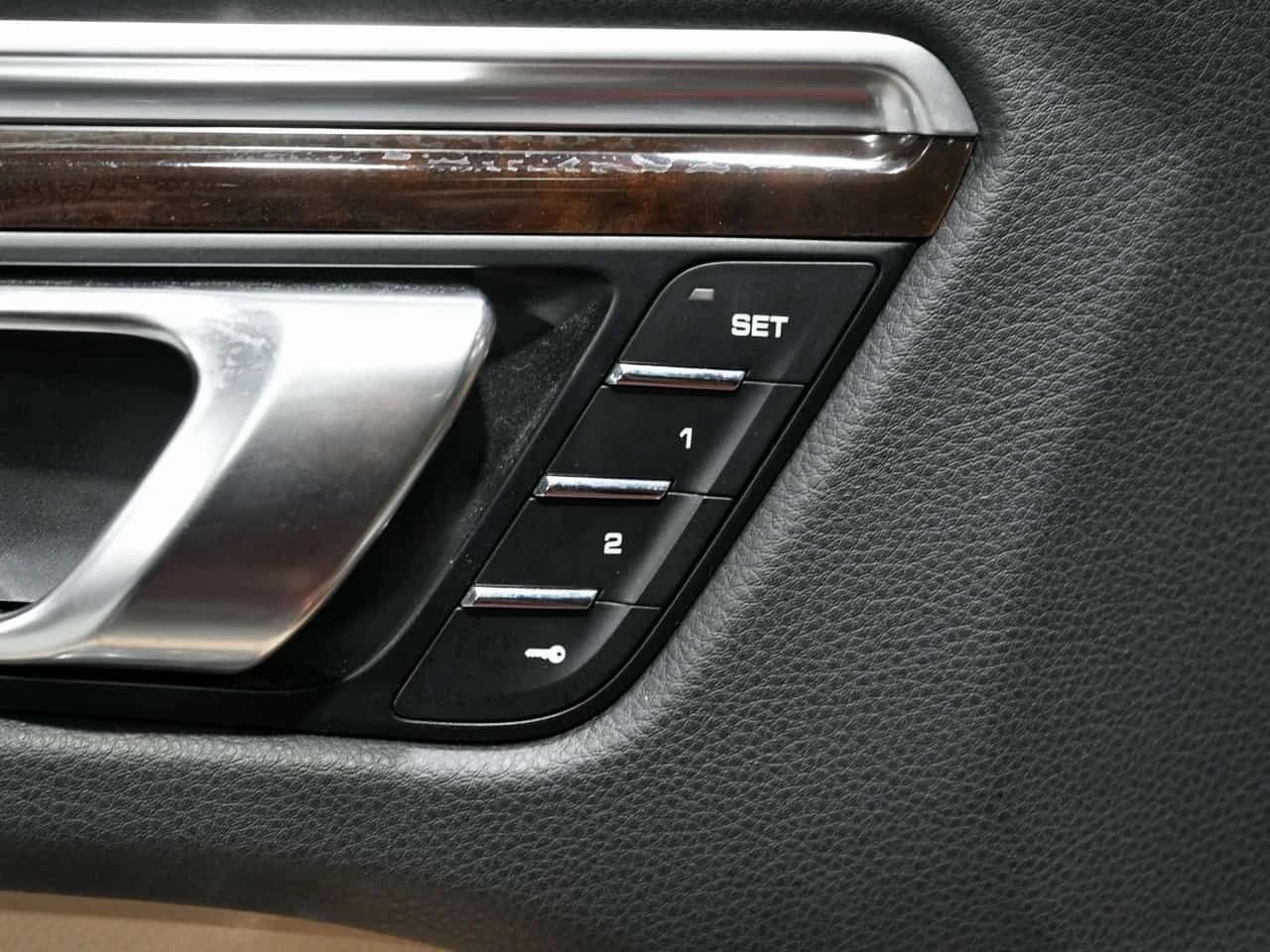 Porsche Macan * Type 95B * CARFAX * ���� �� �� | Mobile.bg � ����������� 17