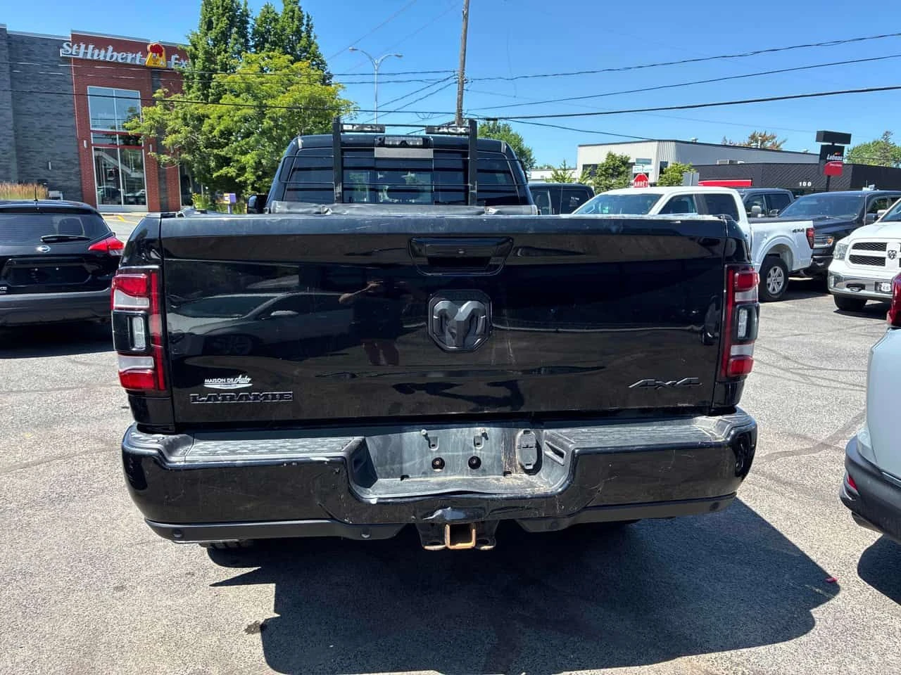 Dodge RAM 2500  Laramie 6.7d / ВЪЗДУШНО / ОБДУХВАНЕ / 360 КАМЕРИ , снимка 4 - Автомобили и джипове - 55376268
