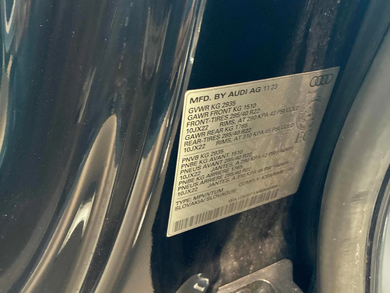Audi Q8 * Progressiv * CARFAX * ОПЦИЯ ЗА ФИНАНСИРАНЕ , снимка 11 - Автомобили и джипове - 55850017