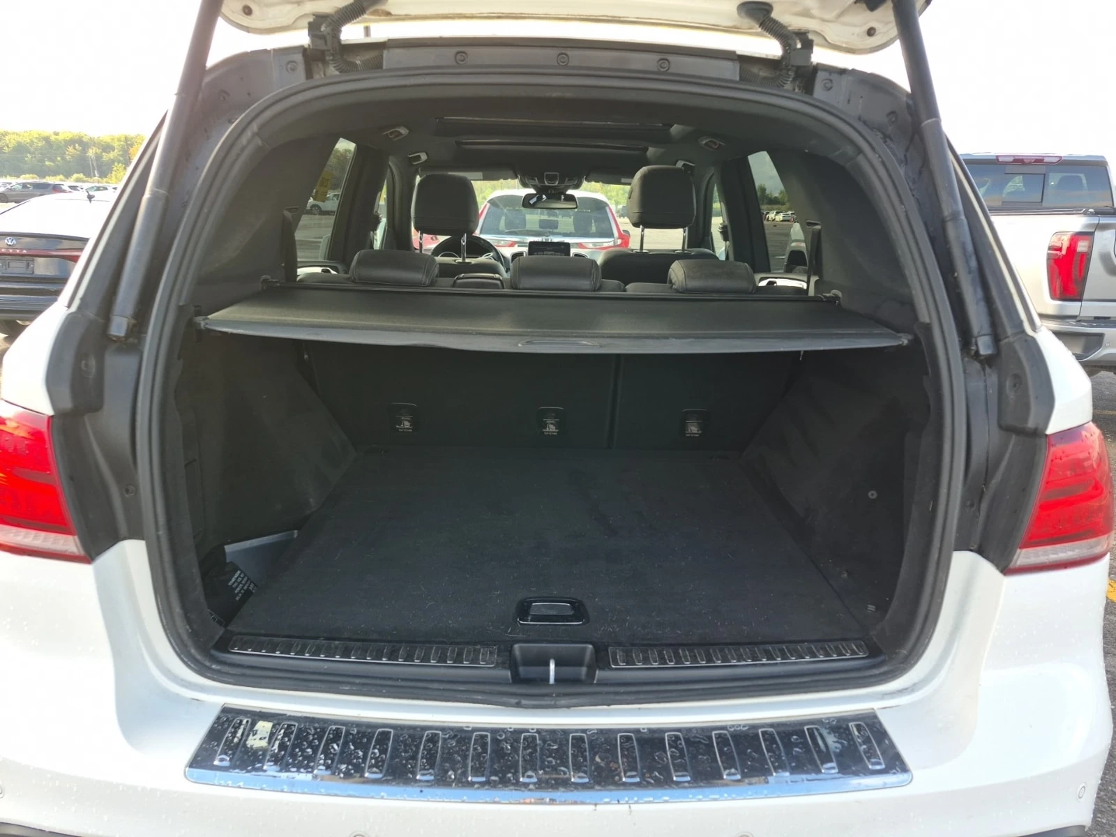 Mercedes-Benz GLE * KEYLESS* ACTIVE PARK ASSIST* ПАНОРАМА, снимка 7 - Автомобили и джипове - 55994815