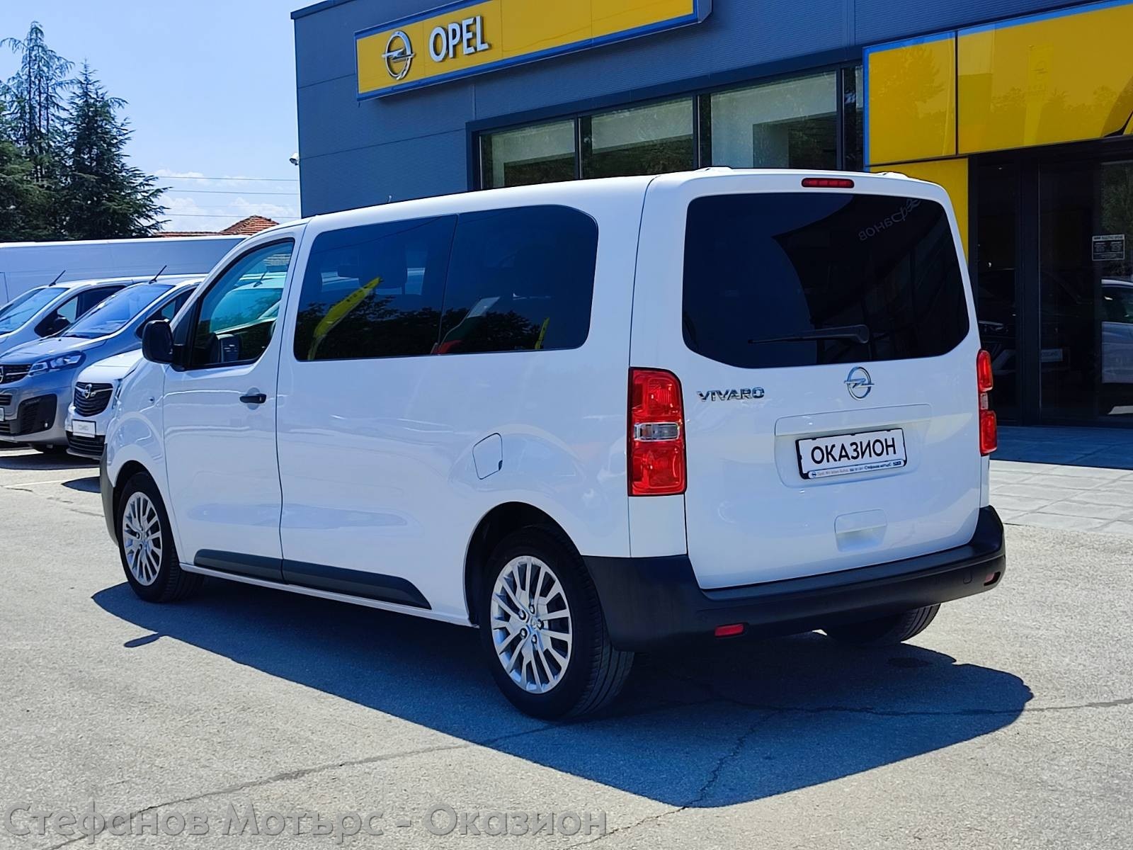 Opel Vivaro 7+ 1 M 1.5 Diesel (120HP) MT6 - изображение 6