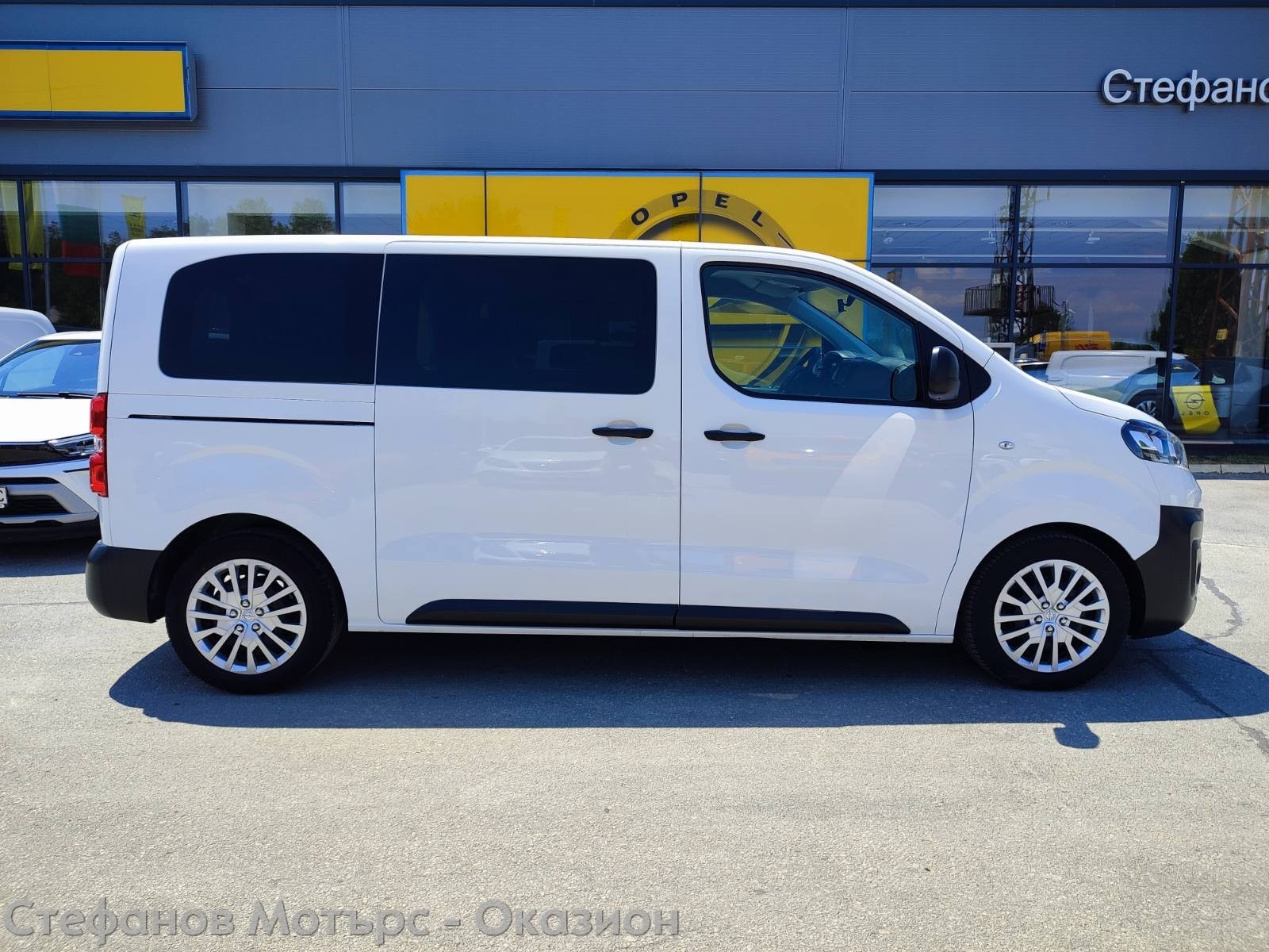 Opel Vivaro 7+ 1 M 1.5 Diesel (120HP) MT6 - изображение 5