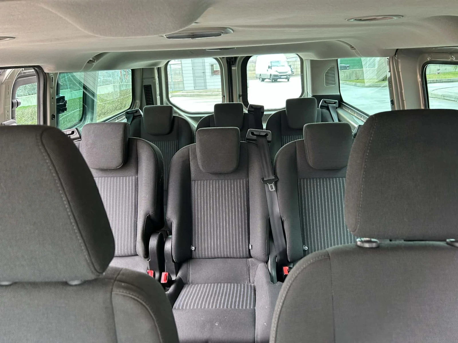 Ford Transit Custom, снимка 9 - Бусове и автобуси - 53965764