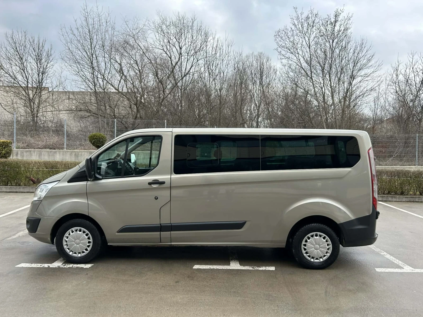 Ford Transit Custom, снимка 4 - Бусове и автобуси - 53965764