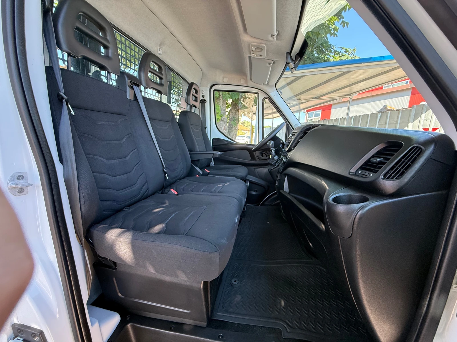Iveco Daily 35S13 САМОСВАЛ SCATTOLINI КЛИМА , снимка 15 - Бусове и автобуси - 54916078