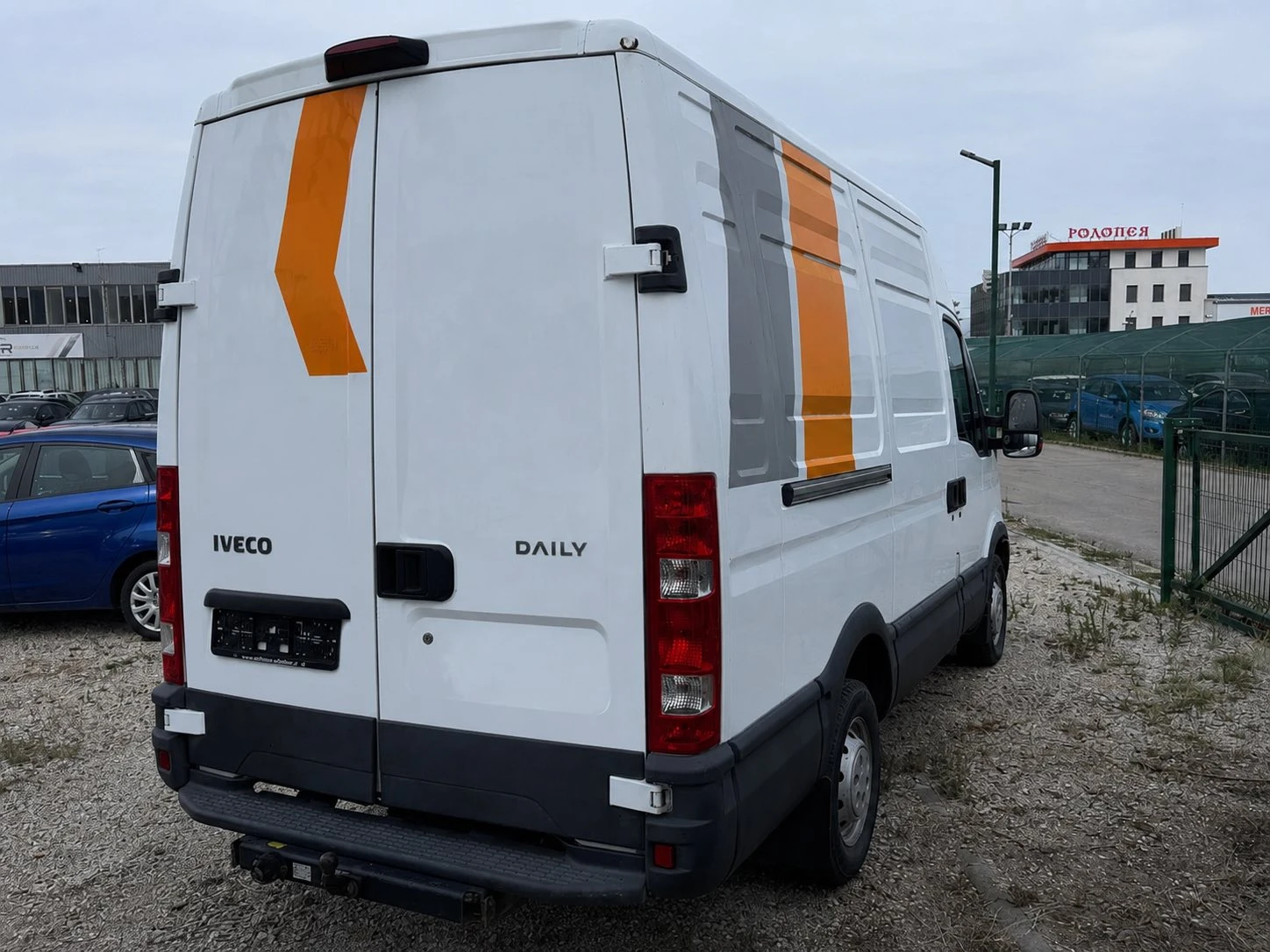 Iveco 35s15 DAILY 100% РЕАЛЕН ПРОБЕГ, снимка 6 - Бусове и автобуси - 55557327
