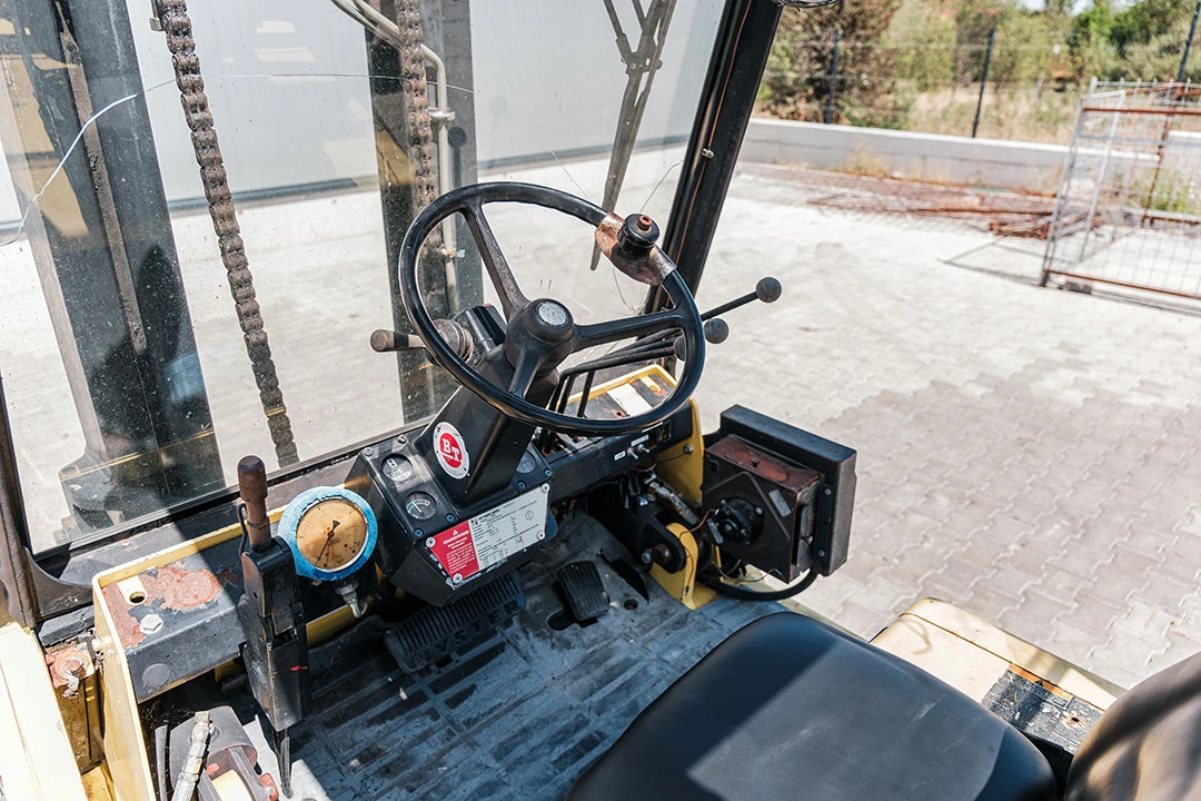 Мотокар Hyster Газокар Hyster H4.0 XL/5, снимка 10 - Индустриална техника - 54566460