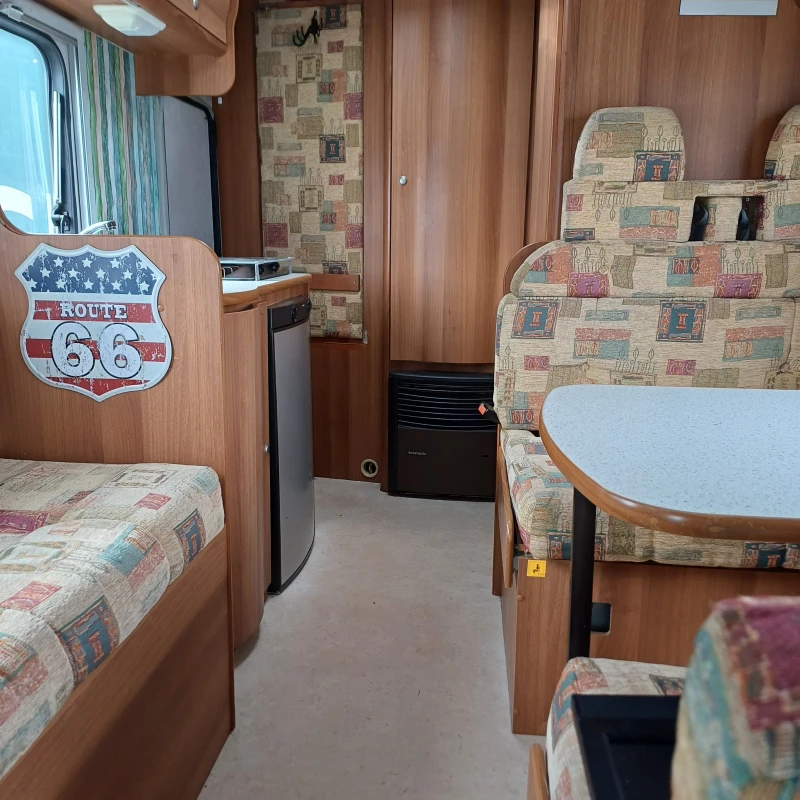 Кемпер Ford Rimor, снимка 7 - Каравани и кемпери - 53594933