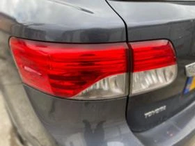 Toyota Avensis 20броя 2.0D-4D 124к.с  На Части, снимка 9