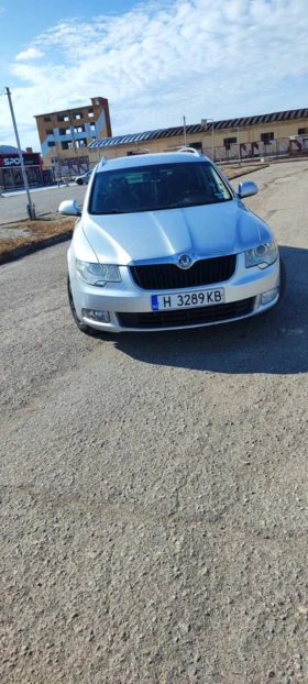 Skoda Superb - 6460 € / 12634.66 лв. - 36901336 2
