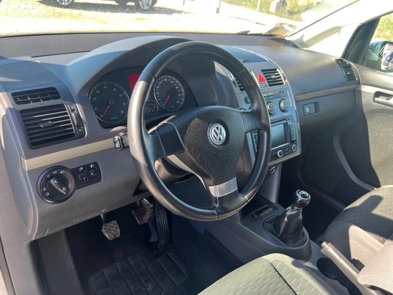 VW Touran 1.4 TSI Eco Fuel, снимка 10 - Автомобили и джипове - 45006664