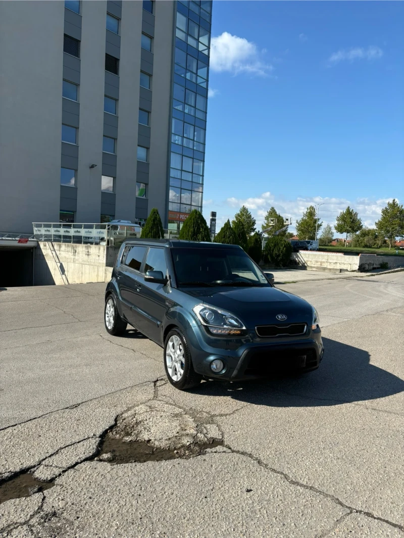 Kia Soul, снимка 2 - Автомобили и джипове - 47559726