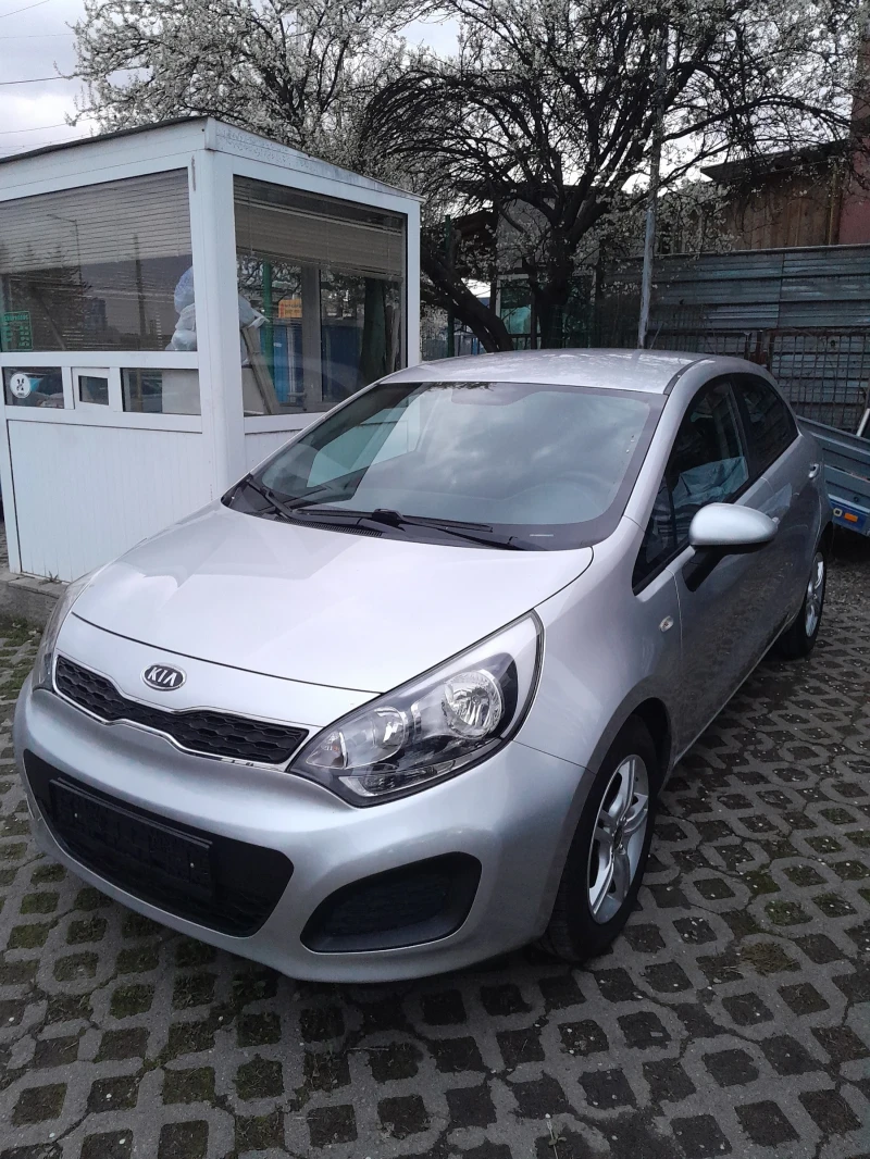 Kia Rio 1.25, снимка 2 - Автомобили и джипове - 47748660