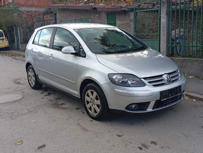 VW Golf Plus 2.0TDI 140kс, снимка 9 - Автомобили и джипове - 47933134