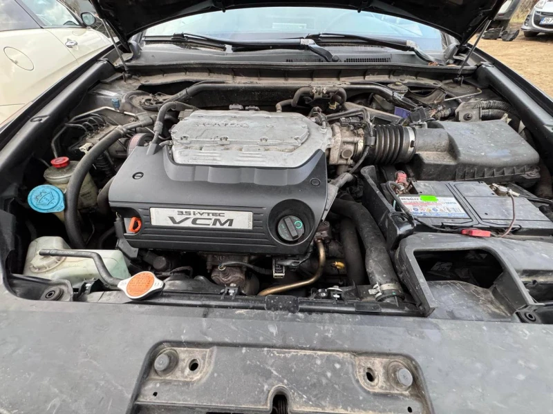 Honda Accord 3.5 V6 Купе, снимка 7 - Автомобили и джипове - 48418190