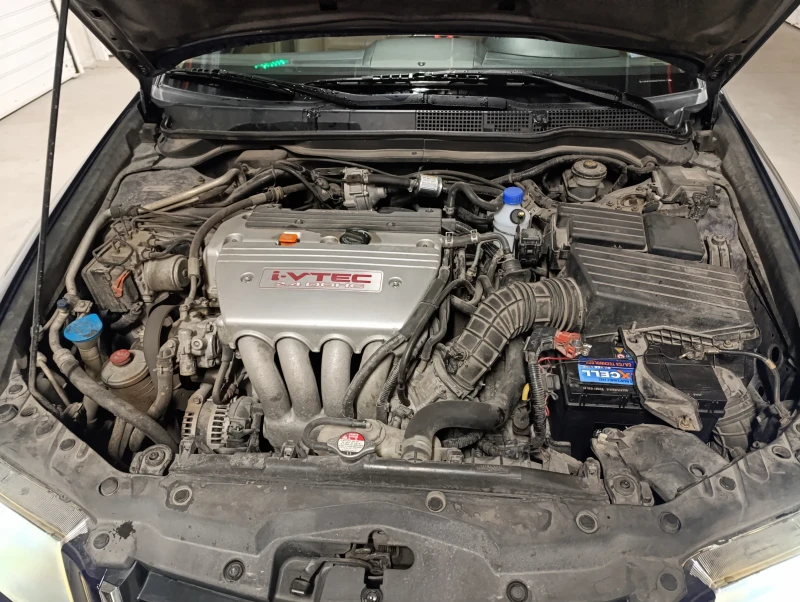 Honda Accord 2.4 Automat LPG, снимка 9 - Автомобили и джипове - 49151952