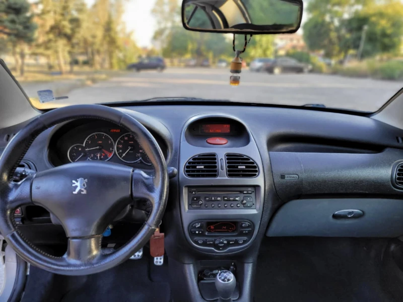 Peugeot 206, снимка 13 - Автомобили и джипове - 53030855