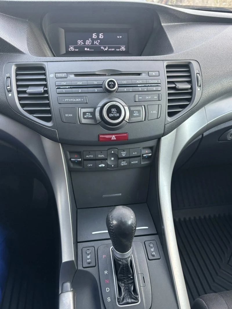 Honda Accord 2, 0 БЕНЗИН АВТОМАТИК, снимка 12 - Автомобили и джипове - 52829609