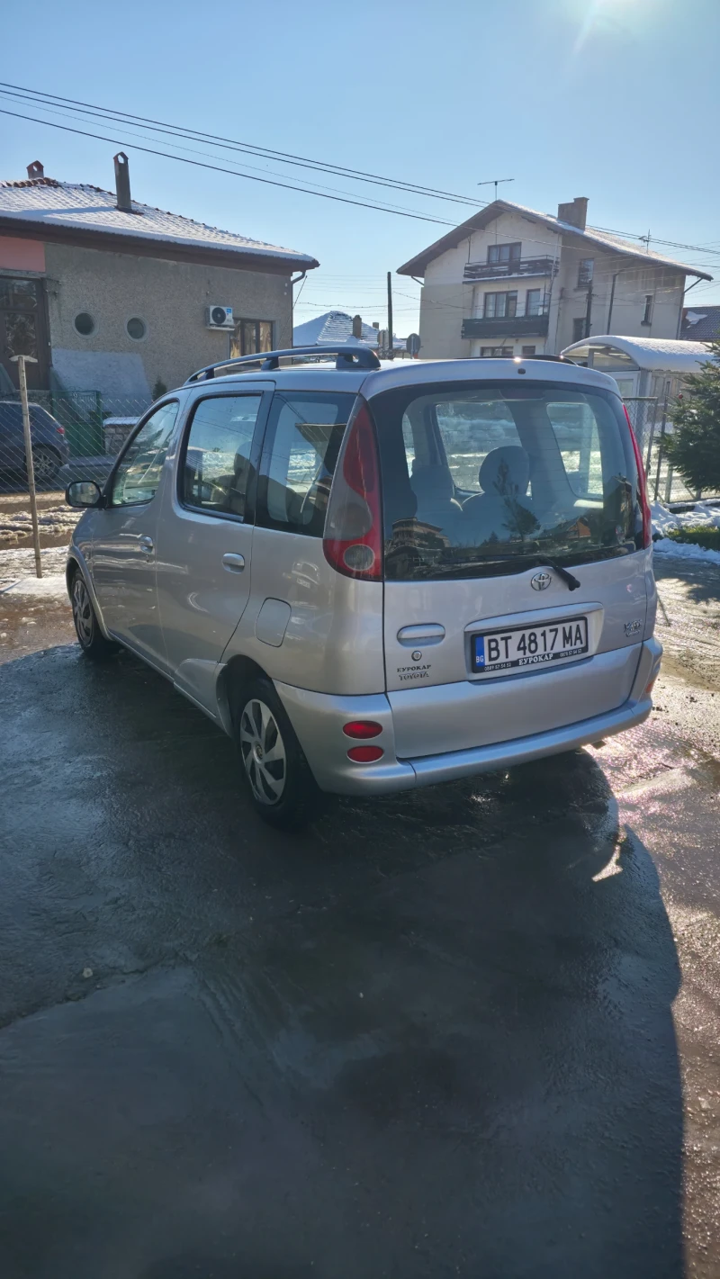 Toyota Yaris verso Automatic 1.3 vvti, снимка 9 - Автомобили и джипове - 52941919