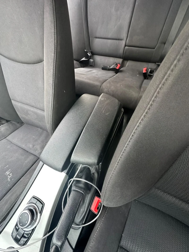 BMW 320 Комби, снимка 7 - Автомобили и джипове - 53297254