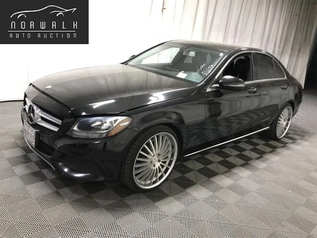 Mercedes-Benz C 300, снимка 1 - Автомобили и джипове - 48696641