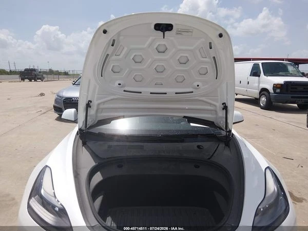 Tesla Model 3 REAR-WHEEL DRIVE, снимка 3 - Автомобили и джипове - 56199085