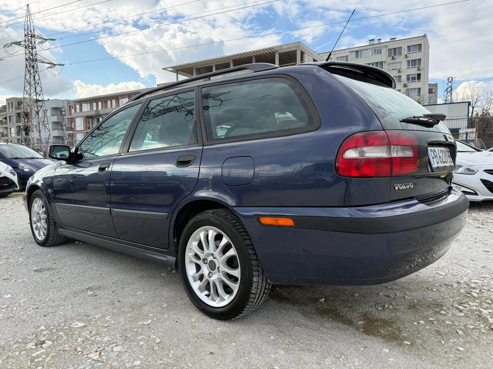 Volvo V40 1.9D 116 к.с. - изображение 6