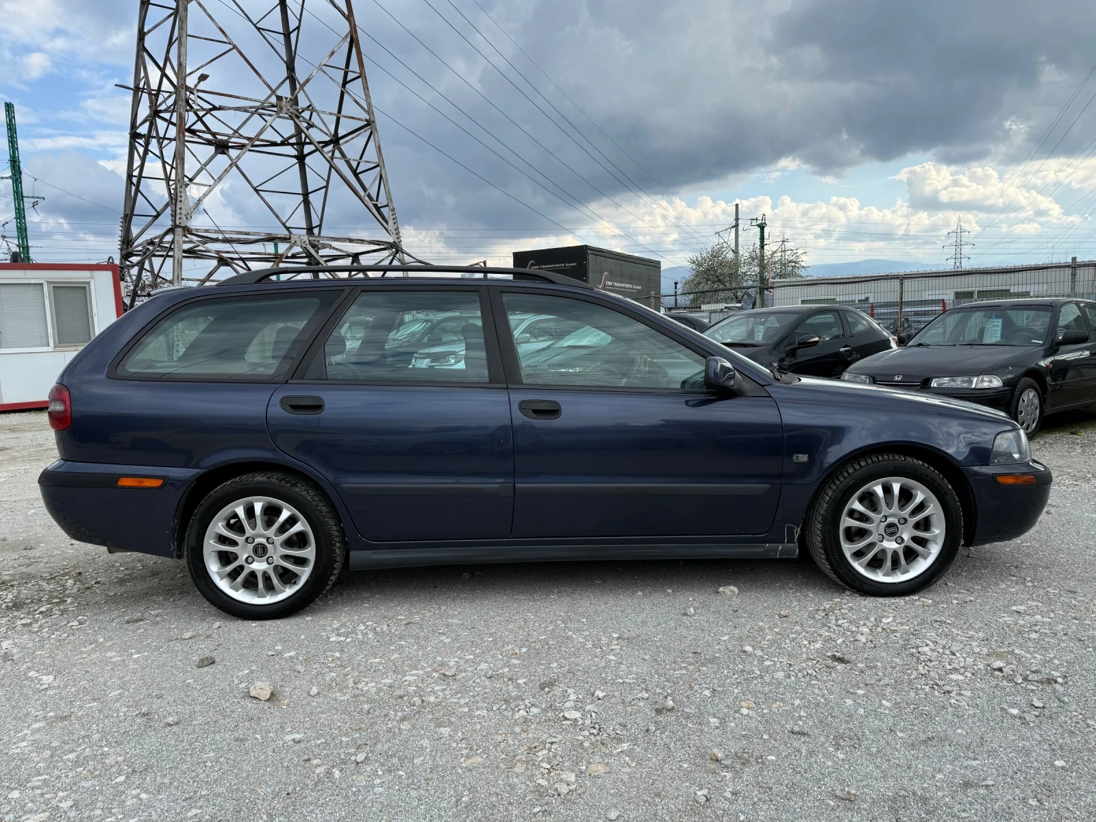 Volvo V40 1.9D 116 к.с. - изображение 10