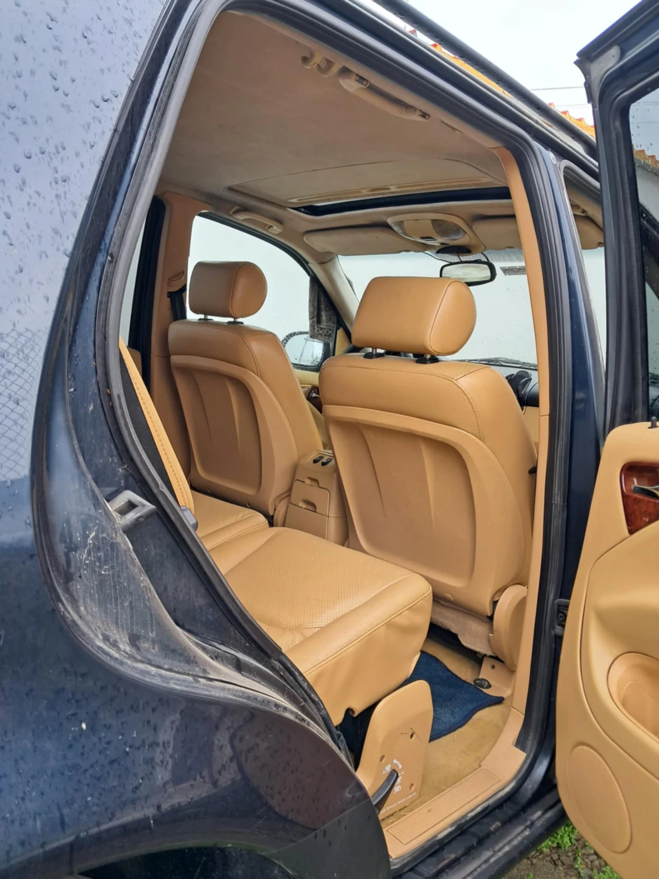 Mercedes-Benz 230  - изображение 5