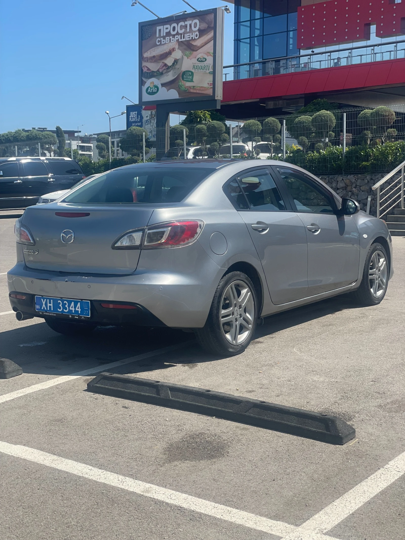 Mazda 3 2.0i СЕДАН АВТОМАТ - изображение 3