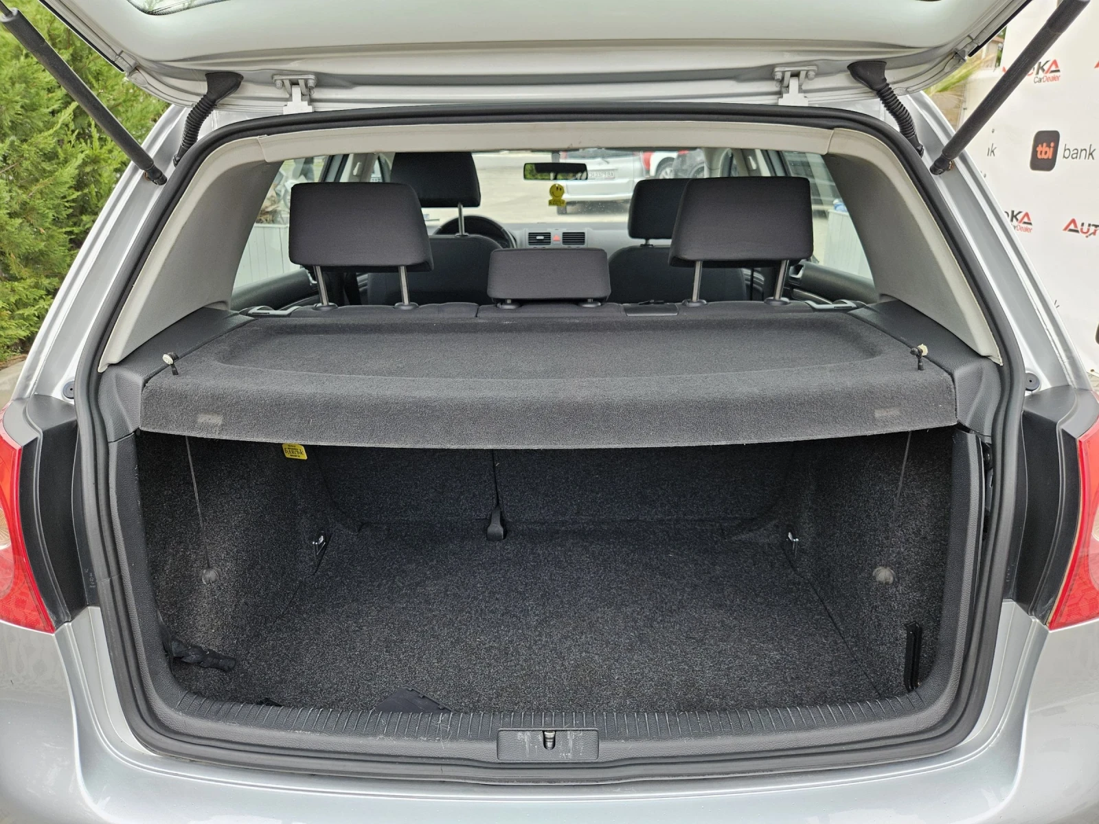 VW Golf 2.0TDI-140кс= 6СКОРОСТИ= КЛИМАТРОНИК - изображение 10