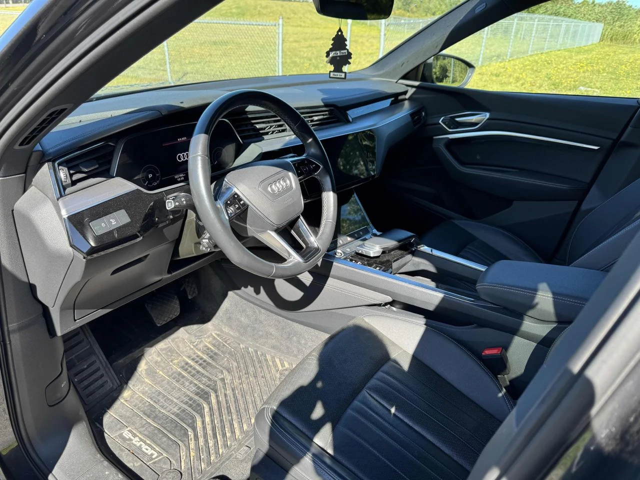 Audi E-Tron Progressiv* Авто финансиране* Карфакс - изображение 5