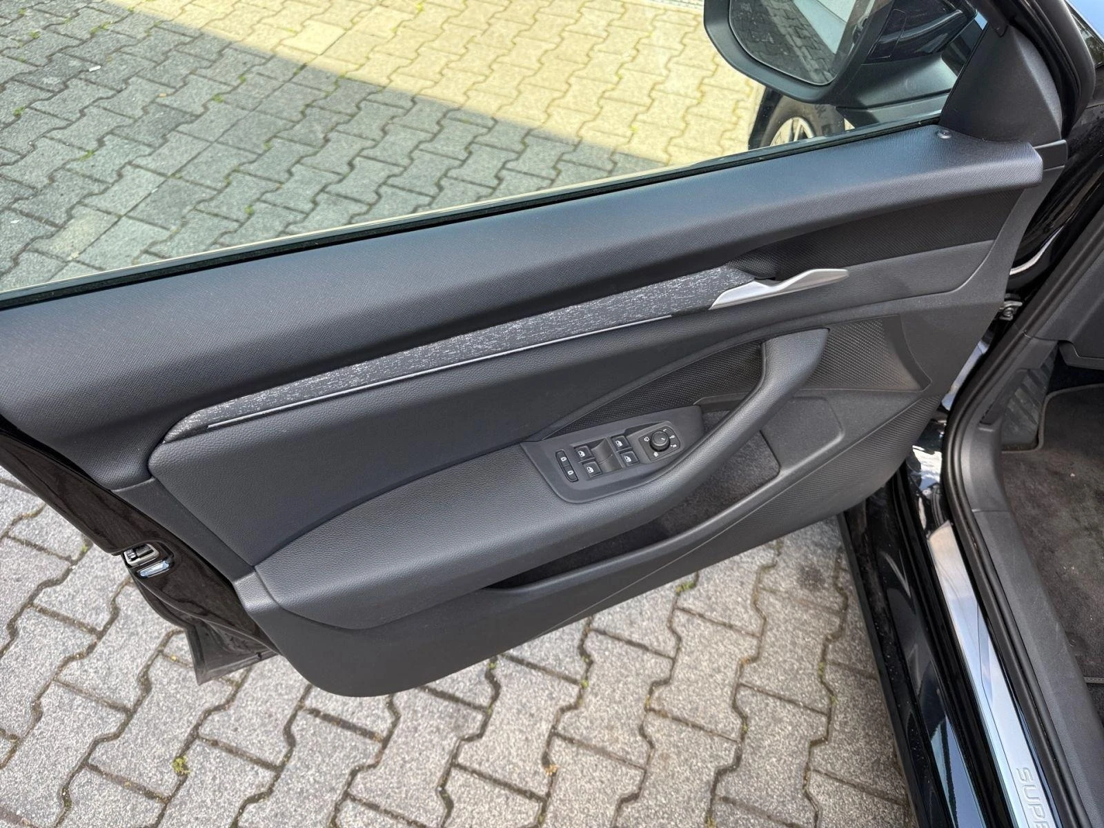 Skoda Superb 2.0 TDI 4x4 DSG SELECTION MATRIX ACC 360-CAMERA - изображение 6