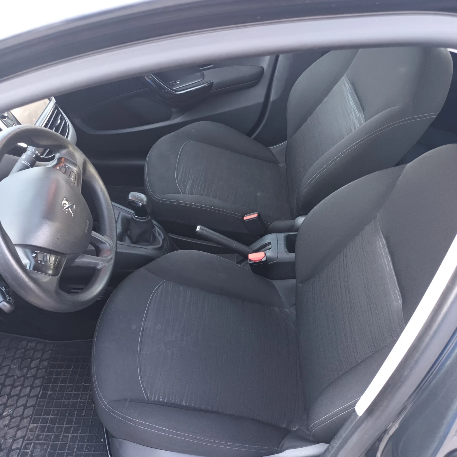 Peugeot 208 1.6 Euro 6 | Mobile.bg   9