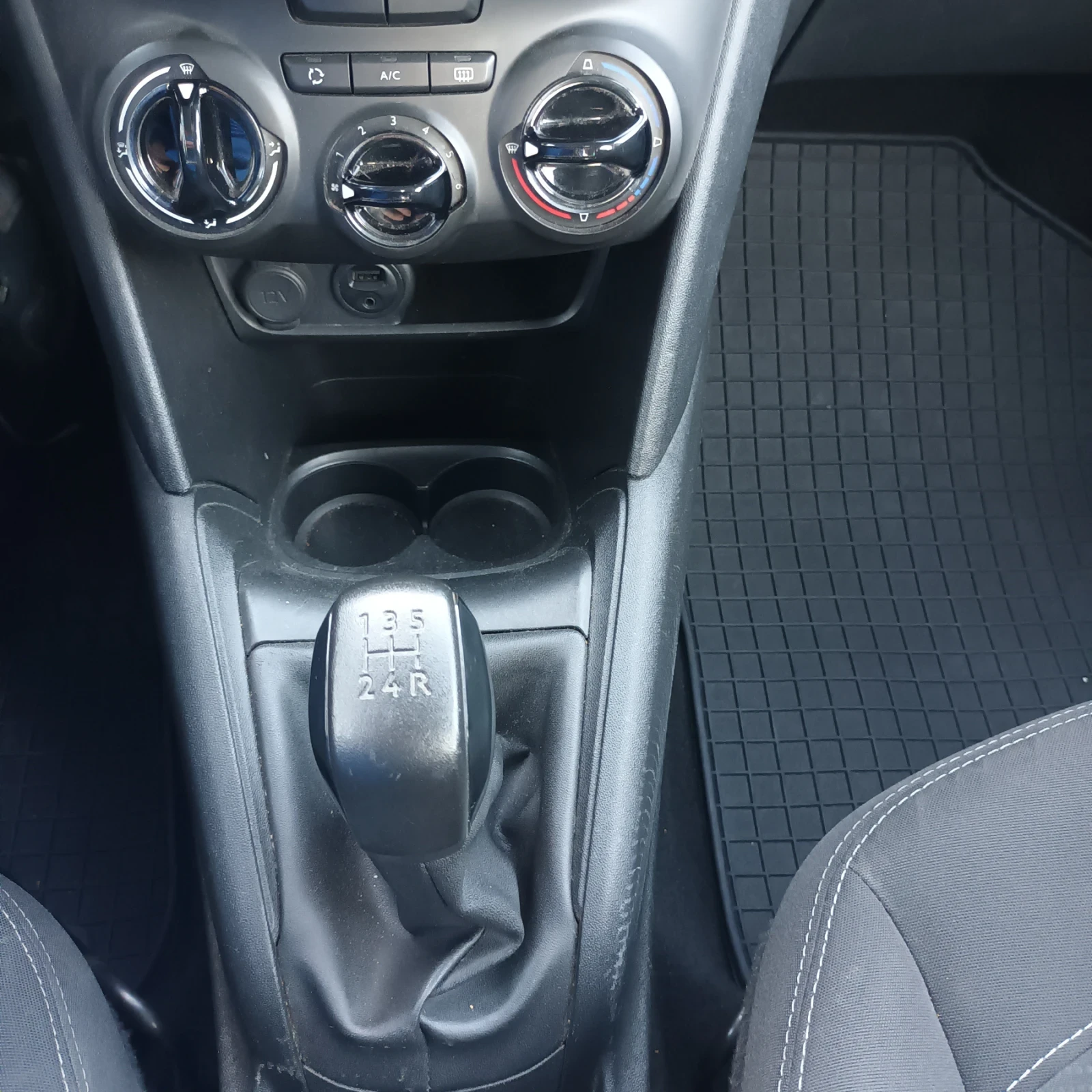 Peugeot 208 1.6 Euro 6 | Mobile.bg   13