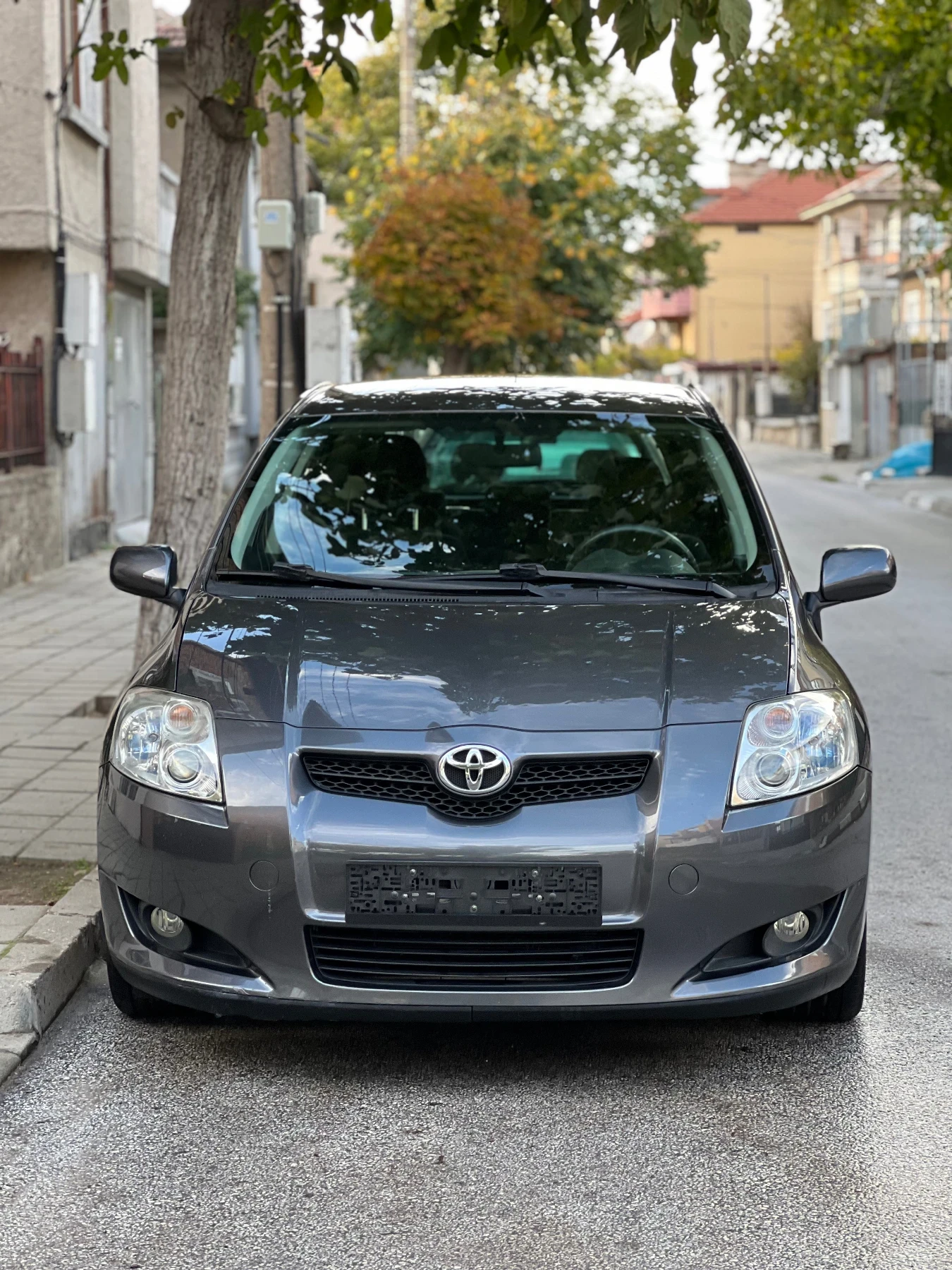 Toyota Auris 2.0 D4D 120кс. 2009г.  Италия 190хил. Реални - изображение 2