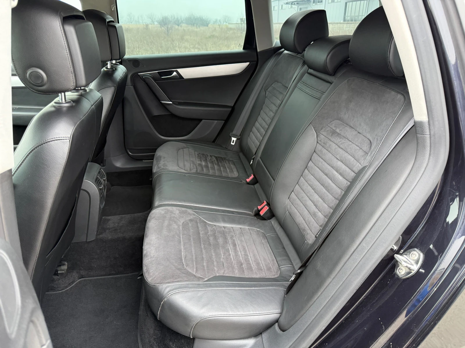 VW Passat 2.0 TDI DSG / HIGHLINE / NAVI / KOJA / PARKTRONIC  | Mobile.bg � ����������� 12