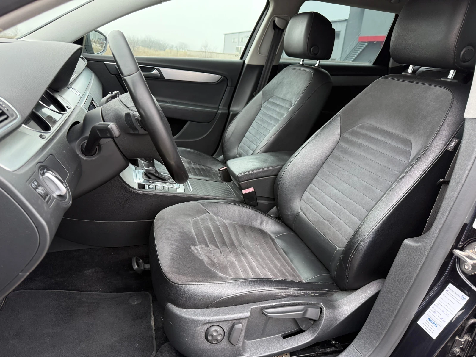 VW Passat 2.0 TDI DSG / HIGHLINE / NAVI / KOJA / PARKTRONIC  | Mobile.bg � ����������� 10