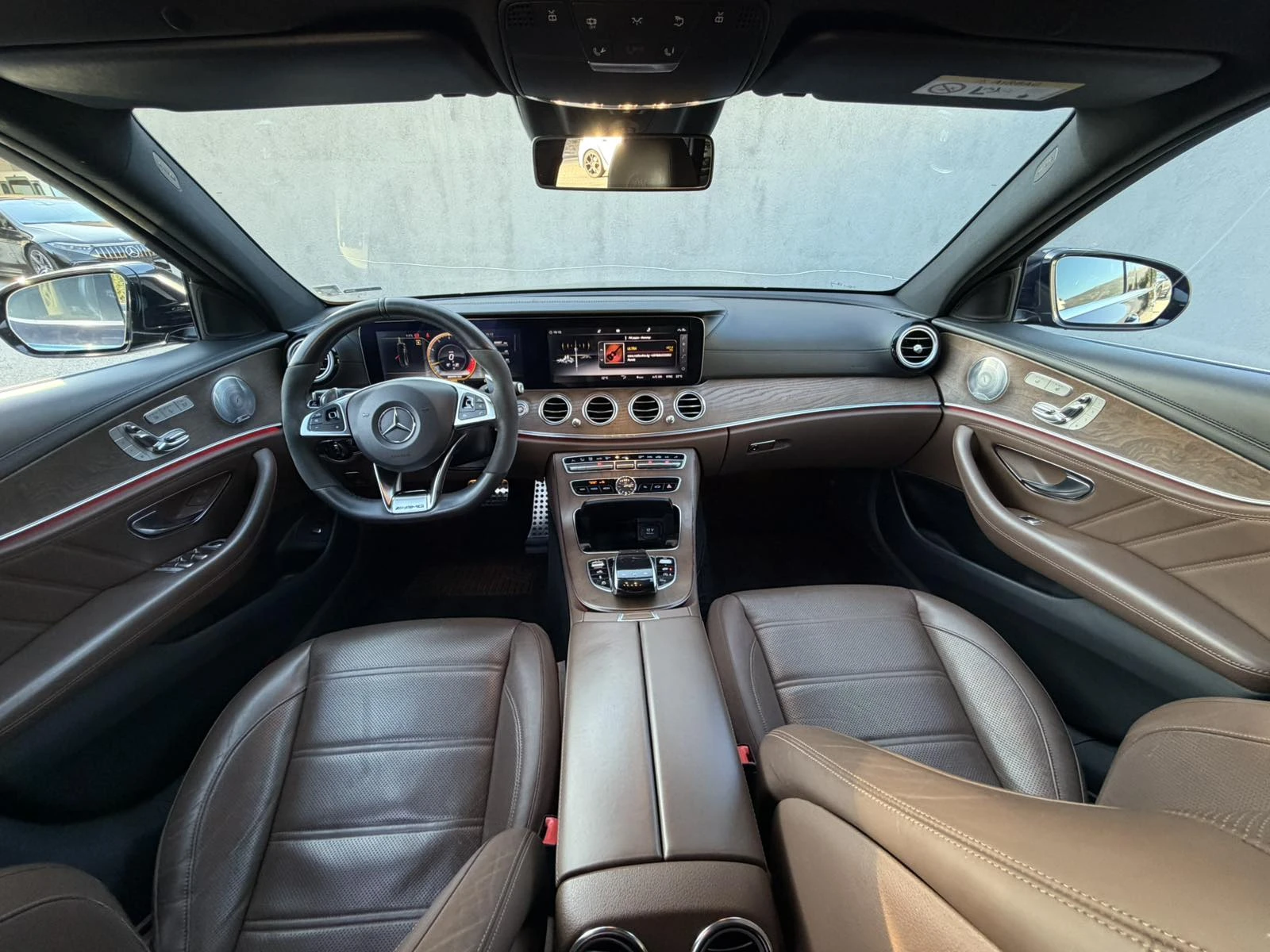 Mercedes-Benz E 63 AMG +  | Mobile.bg � ����������� 10